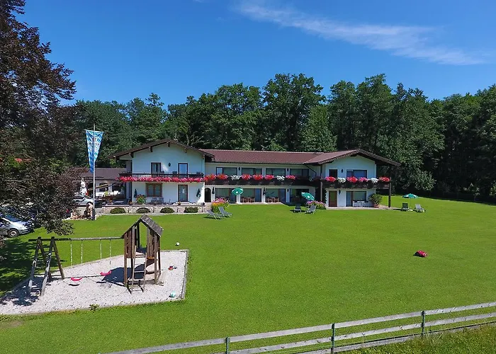 Hotel Haus Waldesruh Übersee